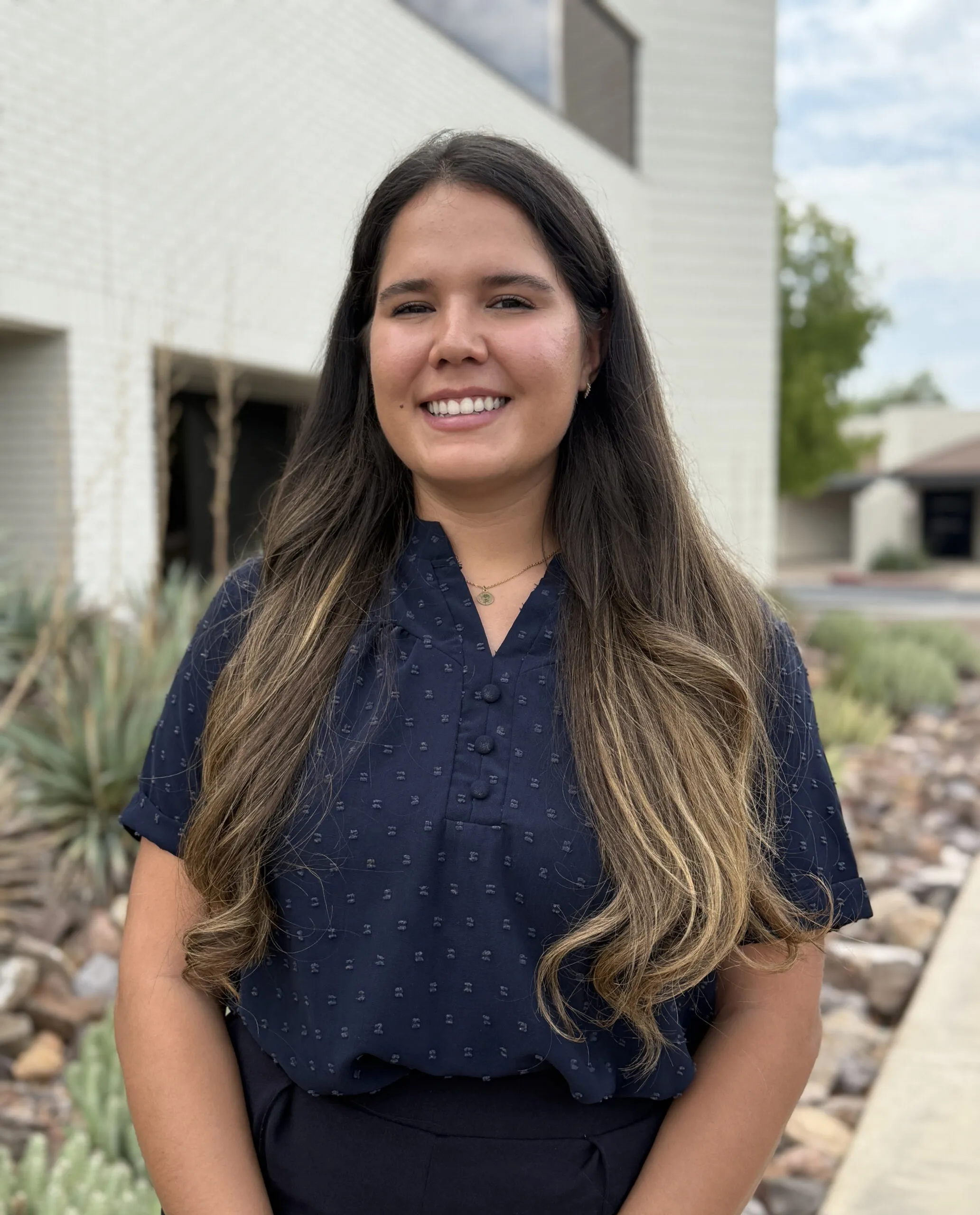 Portrait of Griselda Solis, MSW, LMSW-t, bilingual associate therapist at Center for Compassion
